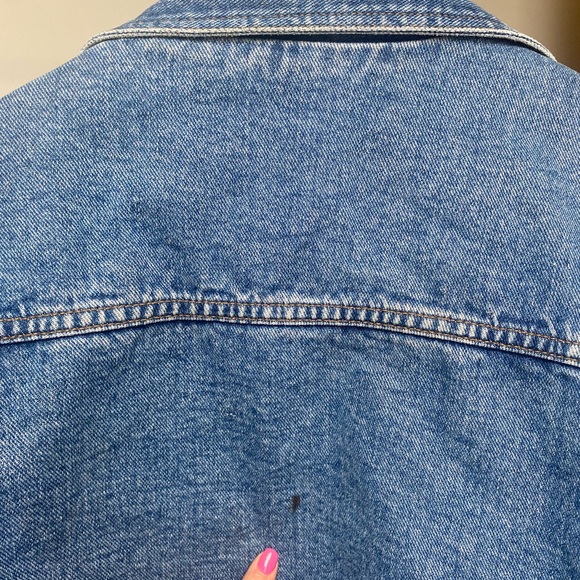 Vintage GUESS Men’s Denim Jacket! 🤠 - Picture 7 of 8